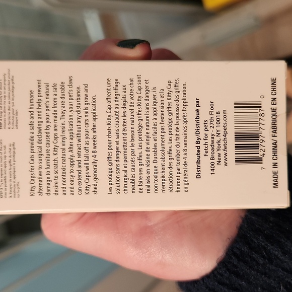 NWOT Kitty Caps, size medium (9-13 lbs) - Picture 7 of 7